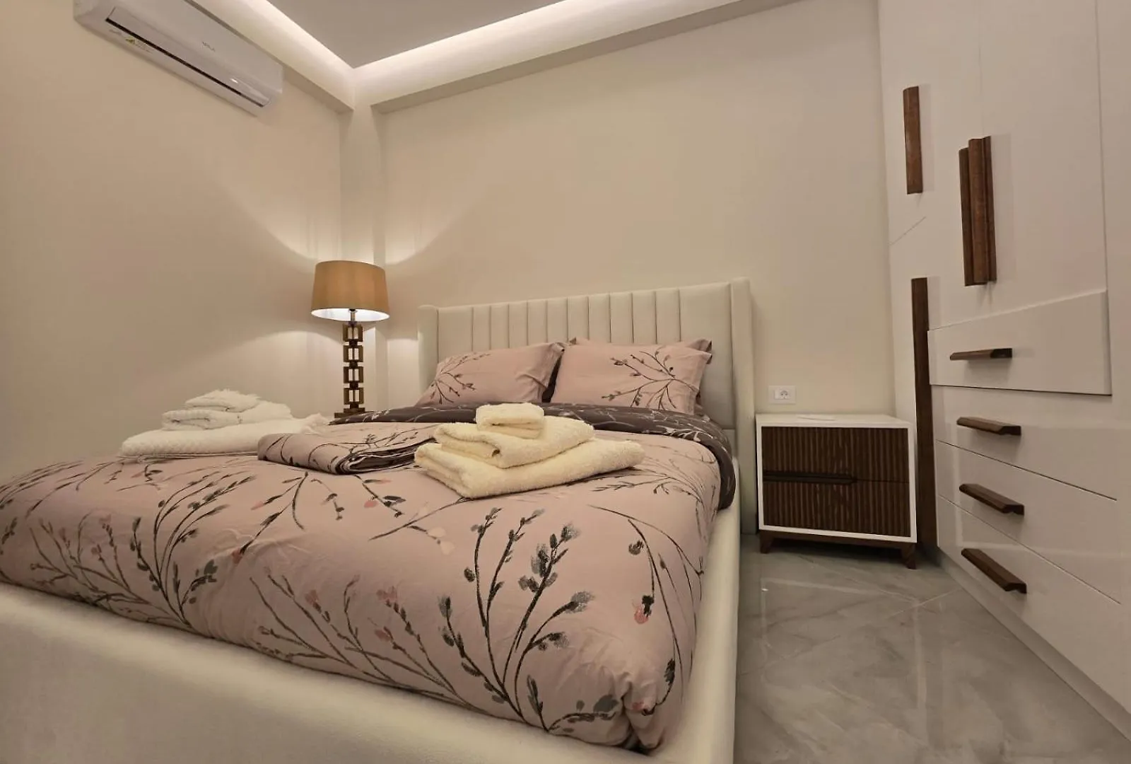 Villa Alexandros Pogradec